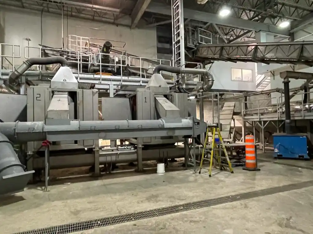 Drycake Twister Unit pre-anaerobic digestion treatment integrated into Varennes Canada. Drycake Twister Unit pre-anaerobic digestion treatment integrated into Varennes Canada.